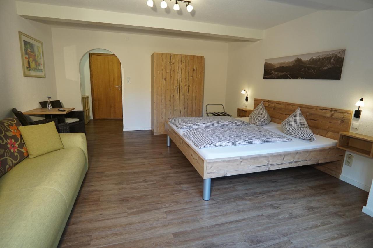 זיפלד אין טירול Hotel Pension Tyrol מראה חיצוני תמונה